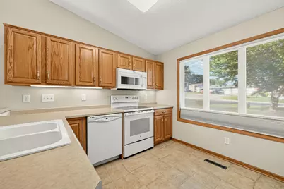 412 3rd Avenue NW, Byron, MN 55920 - Photo 9