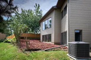2612 28th Ave NW, Rochester, MN 55901 - Photo 47