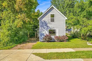 445 W 3rd St, Rush City, MN 55069 - Photo 1