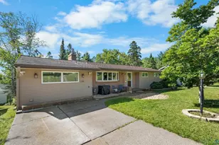 5310 Oakley St, Duluth, MN 55804 - Photo 1