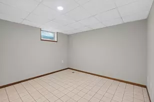 18212 Ginavale Ln, Eden Prairie, MN 55346 - Photo 31