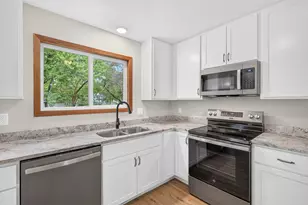 18212 Ginavale Ln, Eden Prairie, MN 55346 - Photo 19