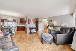6078 Kalland Dr NE, Albertville, MN 55301 - Photo 7