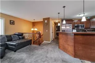 249 Strese Ln, Apple Valley, MN 55124 - Photo 7