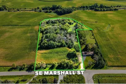 2404 SE Marshall Street, Albert Lea, MN 56007 - Photo 1