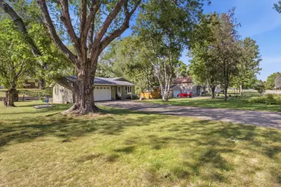 210 Lakeview Drive, Spicer, MN 56288 - Photo 3