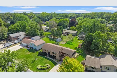 2683 17th Terrace NW, New Brighton, MN 55112 - Photo 3