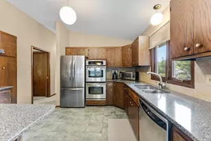 2683 17th Terrace NW, New Brighton, MN 55112 - Photo 7