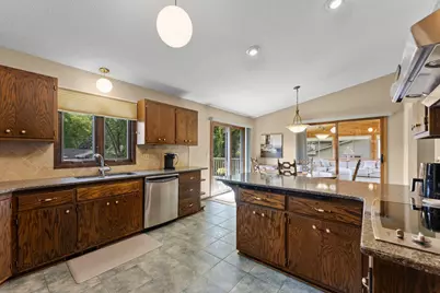 2683 17th Terrace NW, New Brighton, MN 55112 - Photo 9