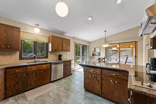 2683 17th Terrace NW, New Brighton, MN 55112 - Photo 9