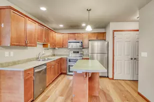 1107 37 Ave S, Moorhead, MN 56560 - Photo 3