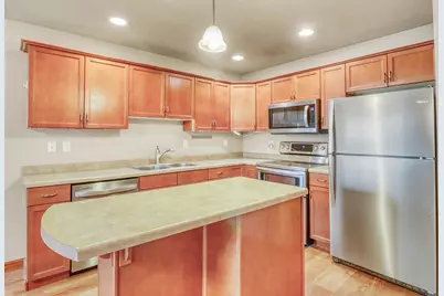 1107 37th Ave S, Moorhead, MN 56560 - Photo 5