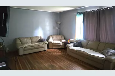 233 N 1st Avenue E, Truman, MN 56088 - Photo 5