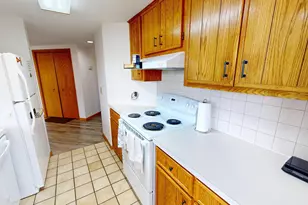 316 Becker Ave SW, Willmar, MN 56201 - Photo 3