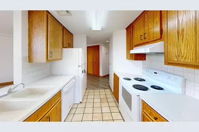 316 Becker Avenue SW #43, Willmar, MN 56201 - Photo 3