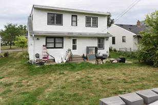 729 Rose Ave E, Saint Paul, MN 55106 - Photo 23