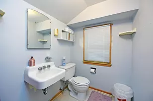 729 Rose Ave E, Saint Paul, MN 55106 - Photo 17