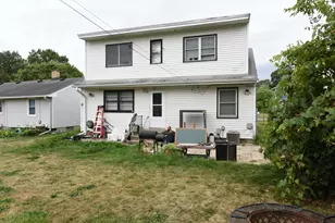 729 Rose Ave E, Saint Paul, MN 55106 - Photo 21