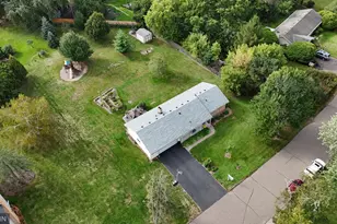 17807 Susan Ln, Minnetonka, MN 55345 - Photo 3