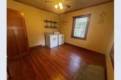 708 S Hiawatha Avenue, Pipestone, MN 56164 - Photo 9