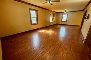 708 S Hiawatha Ave, Pipestone, MN 56164 - Photo 3