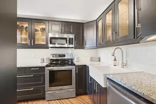 26 10th Street W, Saint Paul, MN 55102 - Photo 3