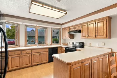 1053 Royal Court, Shoreview, MN 55126 - Photo 13