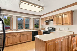 1053 Royal Ct, Shoreview, MN 55126 - Photo 13