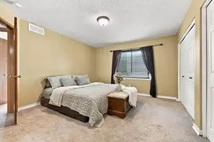 3875 Walnut Grove Ln N, Plymouth, MN 55446 - Photo 19