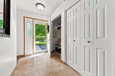 3875 Walnut Grove Lane N, Plymouth, MN 55446 - Photo 5