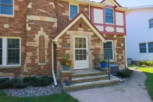 1848 Pinehurst Ave, Saint Paul, MN 55116 - Photo 3