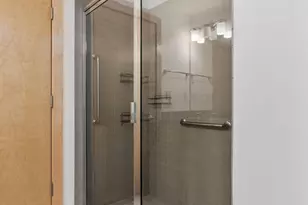 215 10th Ave S, Minneapolis, MN 55415 - Photo 13