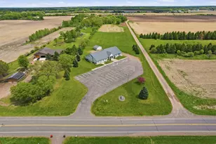 318 S Hill Ave, Ogilvie, MN 56358 - Photo 1