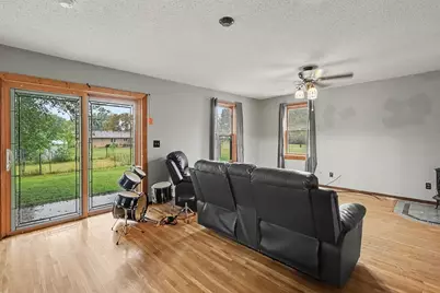 609 Main Street N, Lonsdale, MN 55046 - Photo 5