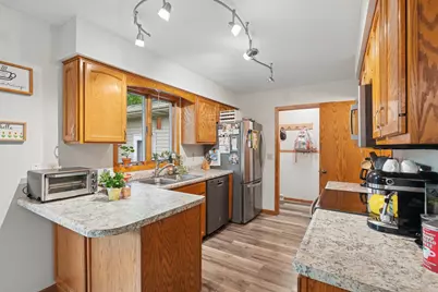 730 Apollo Road, River Falls, WI 54022 - Photo 9