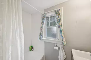 4000 Sheridan Ave N, Minneapolis, MN 55412 - Photo 15