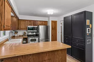1112 Grandview Dr, Hudson, WI 54016 - Photo 13