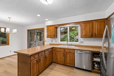 1112 Grandview Drive, Hudson, WI 54016 - Photo 11