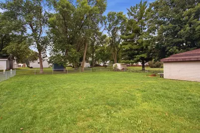 1020 Becker Avenue SE, Willmar, MN 56201 - Photo 23