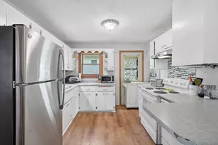 121 W Race Ave, Elmwood, WI 54740 - Photo 5