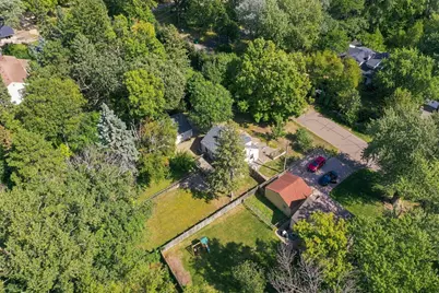 1805 Oakview Lane N, Plymouth, MN 55441 - Photo 43