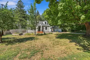 1805 Oakview Ln N, Plymouth, MN 55441 - Photo 27