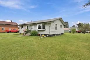 4331 E 3rd St, Superior, WI 54880 - Photo 29
