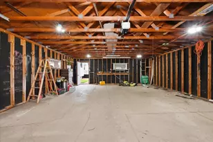 4331 E 3rd St, Superior, WI 54880 - Photo 27