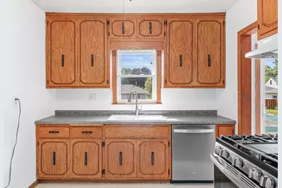 1639 Chamber Street, Saint Paul, MN 55106 - Photo 7