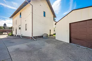 218 W 3rd St, Fairmont, MN 56031 - Photo 37