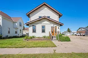 218 W 3rd St, Fairmont, MN 56031 - Photo 1