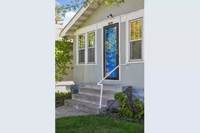 1960 Ivy Avenue E, Saint Paul, MN 55119 - Photo 3