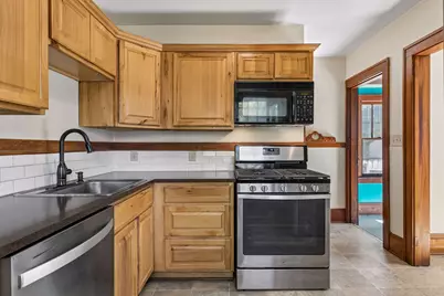 1960 Ivy Avenue E, Saint Paul, MN 55119 - Photo 9