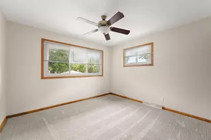 2624 Bittersweet Ln, Maplewood, MN 55109 - Photo 17